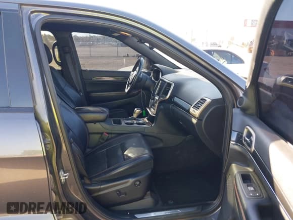 ✅ 2016 Jeep Grand Cherokee Limited • VIN: 1C4RJEBGXGC506651 • Lot: 43407427. Listed on IAAI with 149,051 mi. Free auction sales archive from the USA and detailed vehicle history report at DreamBid. Image 5.