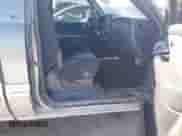 2000 Chevrolet Silverado 2500 с VIN 1GCGK24UXYE337355, выставлен на аукционе IAAI как лот 41631115 с пробегом 134 216 миль миль и . История ставок и продаж доступна на DreamBid. Изображение 5.