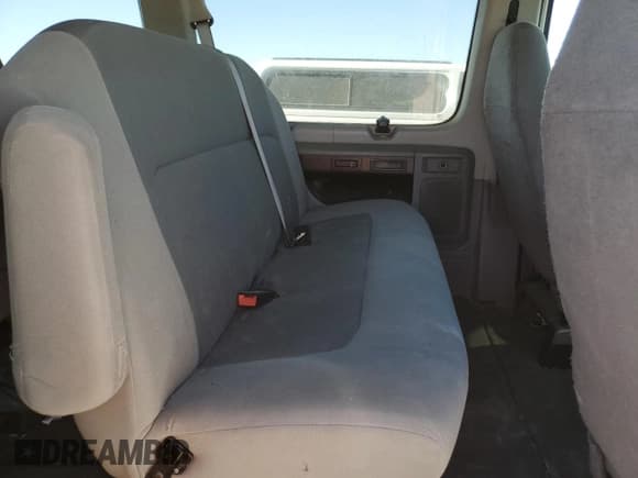 ✅ 2008 Ford Econoline Passenger XL • VIN: 1FBNE31L08DA26074 • Lot: 68385935. Listed on Copart with 229,334 mi. Free auction sales archive from the USA and detailed vehicle history report at DreamBid. Image 11.