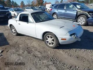 ✅ 1990 Mazda MX-5 Miata • VIN: JM1NA3516L0120847 • Lot: 43605189. Wystawiony na IAAI z przebiegiem 261 091 mil. Bezpłatny archiwum sprzedaży aukcyjnych z USA i szczegółowy raport historii pojazdu na DreamBid. Zdjęcie 1.