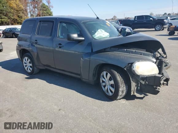 ✅ 2010 Chevrolet HHR LS • VIN: 3GNBAADB8AS579733 • Lot: 93529415. Wystawiony na Copart z przebiegiem Nie podano. Bezpłatny archiwum sprzedaży aukcyjnych z USA i szczegółowy raport historii pojazdu na DreamBid. Zdjęcie 4.