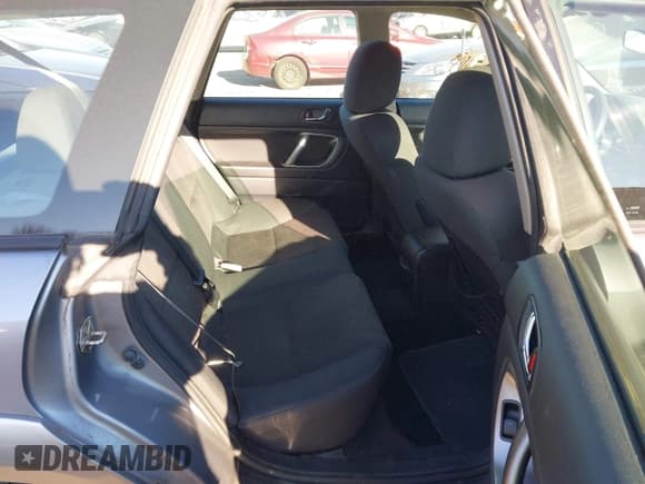 ✅ 2009 Subaru Outback Special Edition • VIN: 4S4BP61C097343083 • Lot: 43887477. Wystawiony na IAAI z przebiegiem 118 700 mil. Bezpłatny archiwum sprzedaży aukcyjnych z USA i szczegółowy raport historii pojazdu na DreamBid. Zdjęcie 8.