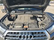 ✅ 2018 Audi Q7 Premium Plus • VIN: WA1LAAF70JD002579 • Lot: 90879275. Wystawiony na Copart z przebiegiem 154 014 mil. Bezpłatny archiwum sprzedaży aukcyjnych z USA i szczegółowy raport historii pojazdu na DreamBid. Zdjęcie 12.