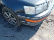 ✅ 1994 Lexus LS • VIN: JT8UF11E7R0213247 • Lot: 42567196. Listed on IAAI with 242,305 mi. Free auction sales archive from the USA and detailed vehicle history report at DreamBid. Image 13.