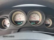 ✅ 2010 Dodge Challenger SE • VIN: 2B3CJ4DV4AH162655 • Lot: 79945324. Wystawiony na Copart z przebiegiem 175 245 mil. Bezpłatny archiwum sprzedaży aukcyjnych z USA i szczegółowy raport historii pojazdu na DreamBid. Zdjęcie 9.