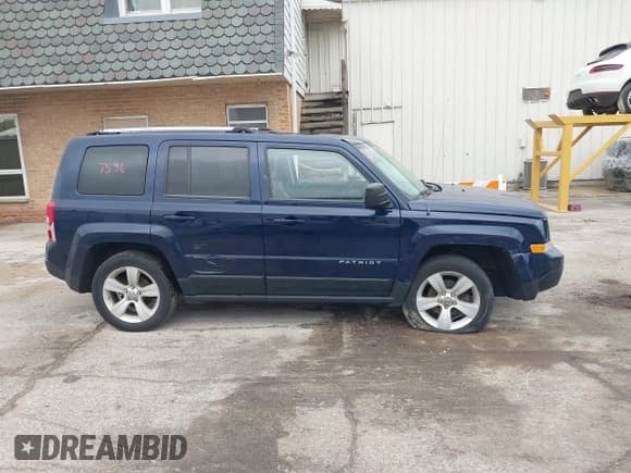 ✅ 2012 Jeep Patriot Limited • VIN: 1C4NJPCBXCD623275 • Lot: 42327596. Listed on IAAI with 59,495 mi. Free auction sales archive from the USA and detailed vehicle history report at DreamBid. Image 14.