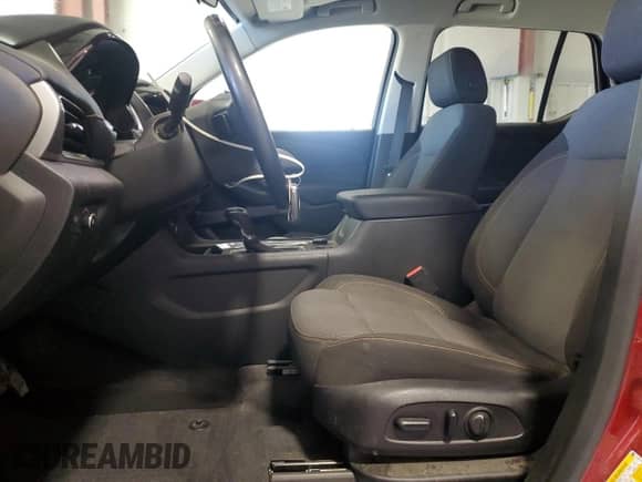 2019 Chevrolet Traverse LT Cloth с VIN 1GNEVGKW9KJ293547, выставлен на аукционе Copart как лот 85908495 с пробегом 47 345 миль миль и Списание • Salvage title. История ставок и продаж доступна на DreamBid. Изображение 7.