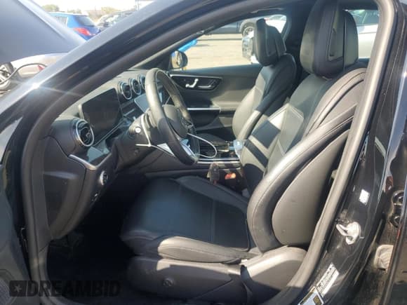 ✅ 2022 Mercedes-Benz C 300 • VIN: W1KAF4HB7NR018746 • Lot: 71707475. Wystawiony na Copart z przebiegiem 44 096 mil. Bezpłatny archiwum sprzedaży aukcyjnych z USA i szczegółowy raport historii pojazdu na DreamBid. Zdjęcie 7.