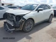 ✅ 2021 Toyota Venza LE • VIN: JTEAAAAH2MJ009516 • Lot: 43382672. Wystawiony na IAAI z przebiegiem 88 089 mil. Bezpłatny archiwum sprzedaży aukcyjnych z USA i szczegółowy raport historii pojazdu na DreamBid. Zdjęcie 18.