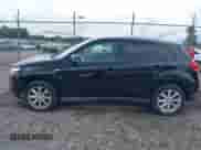 2013 Mitsubishi Outlander ES z VIN 4A4AP3AU5DE014285, wystawiony jako IAAI lot #42982842 z przebiegiem 153 853 mil mil oraz . Historia ofert i sprzedaży dostępna na DreamBid. Obrazek 14.