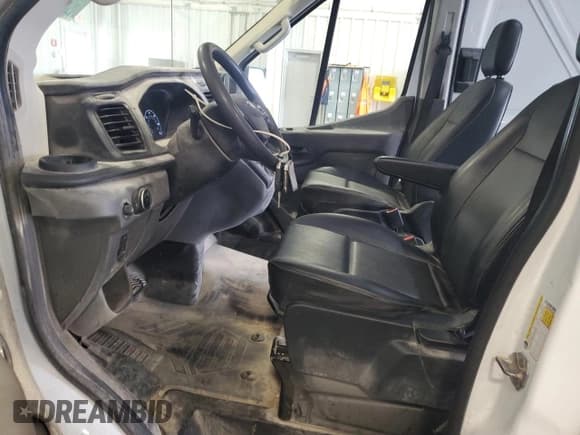 ✅ 2023 Ford Transit Cargo • VIN: 1FTBR2X89PKB38480 • Лот: 54504405. Опубликован ранее на Copart с пробегом 70 337 миль. Бесплатный доступ к архиву аукционных продаж из США и подробный отчёт об истории автомобиля на DreamBid. Изображение 7.