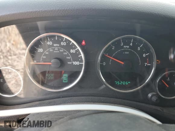 ✅ 2016 Jeep Wrangler Rubicon • VIN: 1C4BJWCG5GL100606 • Lot: 60307055. Listed on Copart with 75,206 mi. Free auction sales archive from the USA and detailed vehicle history report at DreamBid. Image 9.