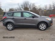 ✅ 2014 Ford Escape S • VIN: 1FMCU0F79EUA74938 • Lot: 43661731. Wystawiony na IAAI z przebiegiem 111 616 mil. Bezpłatny archiwum sprzedaży aukcyjnych z USA i szczegółowy raport historii pojazdu na DreamBid. Zdjęcie 13.