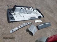 ✅ 2015 Chevrolet Suburban LT • VIN: 1GNSCJKC9FR153713 • Lot: 42436013. Wystawiony na IAAI z przebiegiem Nie podano. Bezpłatny archiwum sprzedaży aukcyjnych z USA i szczegółowy raport historii pojazdu na DreamBid. Zdjęcie 12.