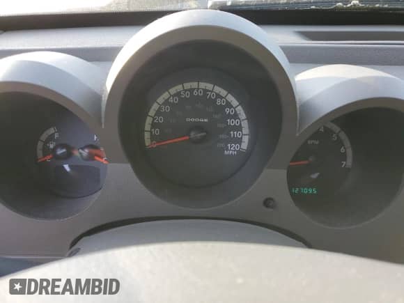 2007 Dodge Nitro SXT z VIN 1D8GU28KX7W504035, wystawiony jako Copart lot #78662144 z przebiegiem 127 095 mil mil oraz Szkoda całkowita • Salvage title. Historia ofert i sprzedaży dostępna na DreamBid. Obrazek 9.