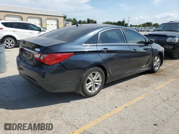 ✅ 2013 Hyundai Sonata GLS • VIN: 5NPEB4AC1DH790272 • Lot: 71521244. Wystawiony na Copart z przebiegiem 200 840 mil. Bezpłatny archiwum sprzedaży aukcyjnych z USA i szczegółowy raport historii pojazdu na DreamBid. Zdjęcie 3.