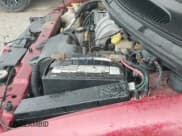 ✅ 1996 Dodge Caravan • VIN: 1B4GP55L8TB394184 • Lot: 43125190. Wystawiony na IAAI z przebiegiem 99 821 mil. Bezpłatny archiwum sprzedaży aukcyjnych z USA i szczegółowy raport historii pojazdu na DreamBid. Zdjęcie 12.