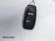 ✅ 2015 Subaru Legacy Limited • VIN: 4S3BNAN61F3072796 • Lot: 43744614. Wystawiony na IAAI z przebiegiem 101 934 mil. Bezpłatny archiwum sprzedaży aukcyjnych z USA i szczegółowy raport historii pojazdu na DreamBid. Zdjęcie 11.