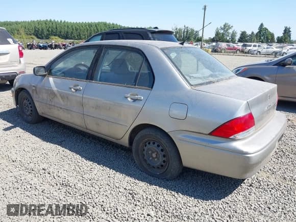 ✅ 2002 Mitsubishi Lancer ES • VIN: JA3AJ26EX2U062466 • Лот: 42835311. Опубликован ранее на IAAI с пробегом 203 728 миль. Бесплатный доступ к архиву аукционных продаж из США и подробный отчёт об истории автомобиля на DreamBid. Изображение 3.