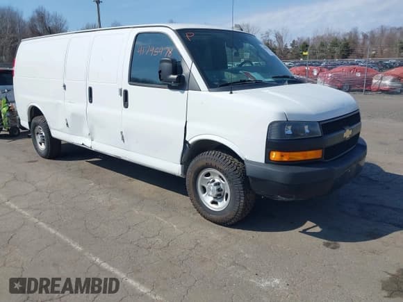 ✅ 2019 Chevrolet Express Cargo • VIN: 1GCWGBFPXK1186665 • Лот: 41795478. Опубликован ранее на IAAI с пробегом 311 142 миль. Бесплатный доступ к архиву аукционных продаж из США и подробный отчёт об истории автомобиля на DreamBid. Изображение 1.