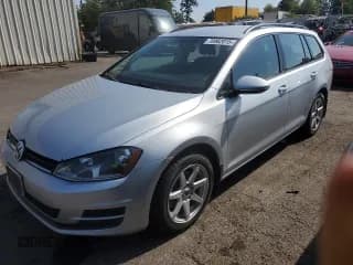 ✅ 2017 Volkswagen Golf S • VIN: 3VW017AU2HM528474 • Lot: 70962815. Wystawiony na Copart z przebiegiem 228 851 mil. Bezpłatny archiwum sprzedaży aukcyjnych z USA i szczegółowy raport historii pojazdu na DreamBid. Zdjęcie 1.