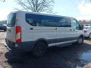 ✅ 2017 Ford Transit XL • VIN: 1FBZX2YM6HKA06914 • Lot: 41830142. Wystawiony na IAAI z przebiegiem 118 387 mil. Bezpłatny archiwum sprzedaży aukcyjnych z USA i szczegółowy raport historii pojazdu na DreamBid. Zdjęcie 4.