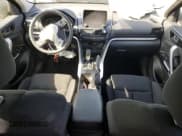 ✅ 2023 Mitsubishi Eclipse Cross LE • VIN: JA4ATVAAXPZ047942 • Lot: 82209075. Wystawiony na Copart z przebiegiem 77 907 mil. Bezpłatny archiwum sprzedaży aukcyjnych z USA i szczegółowy raport historii pojazdu na DreamBid. Zdjęcie 8.