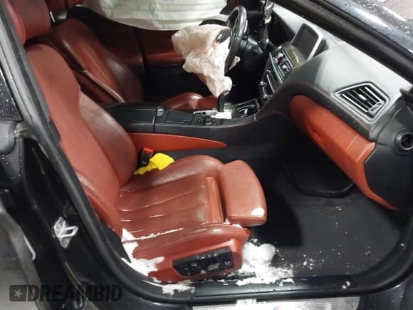 ✅ 2014 BMW 6 Series 650i xDrive • VIN: WBA6B4C56ED760482 • Lot: 41384990. Wystawiony na IAAI z przebiegiem 64 863 mil. Bezpłatny archiwum sprzedaży aukcyjnych z USA i szczegółowy raport historii pojazdu na DreamBid. Zdjęcie 5.