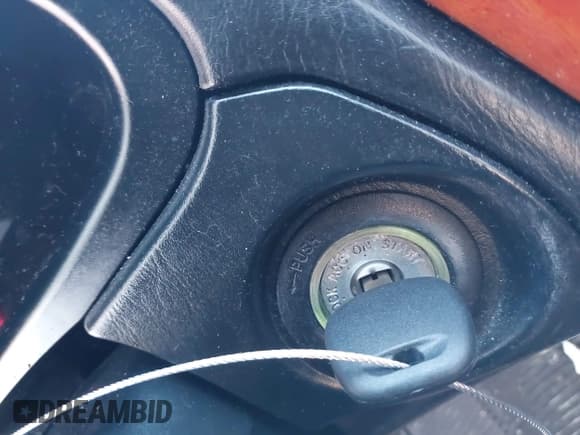 ✅ 2001 Lexus RX 300 • VIN: JTJGF10U910098353 • Lot: 43466504. Wystawiony na IAAI z przebiegiem 332 437 mil. Bezpłatny archiwum sprzedaży aukcyjnych z USA i szczegółowy raport historii pojazdu na DreamBid. Zdjęcie 11.