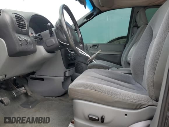 ✅ 2004 Dodge Caravan SXT • VIN: 2D8GP44L24R607309 • Лот: 81070005. Опубликован ранее на Copart с пробегом 243 531 миль. Бесплатный доступ к архиву аукционных продаж из США и подробный отчёт об истории автомобиля на DreamBid. Изображение 7.