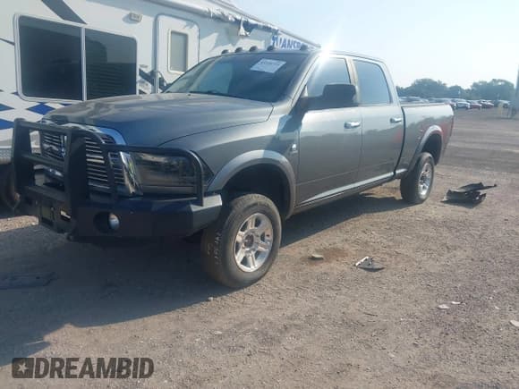 ✅ 2012 Ram 2500 Laramie • VIN: 3C6UD5FL1CG222784 • Lot: 43220733. Wystawiony na IAAI z przebiegiem 145 122 mil. Bezpłatny archiwum sprzedaży aukcyjnych z USA i szczegółowy raport historii pojazdu na DreamBid. Zdjęcie 17.