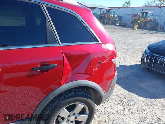 ✅ 2012 Chevrolet Captiva Sport LS • VIN: 3GNAL2EK0CS565886 • Lot: 43416014. Wystawiony na IAAI z przebiegiem 172 440 mil. Bezpłatny archiwum sprzedaży aukcyjnych z USA i szczegółowy raport historii pojazdu na DreamBid. Zdjęcie 6.