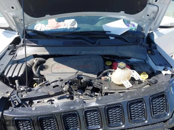 2020 Jeep Compass Latitude с VIN 3C4NJDBB2LT131916, выставлен на аукционе IAAI как лот 42133219 с пробегом 58 211 миль миль и . История ставок и продаж доступна на DreamBid. Изображение 10.