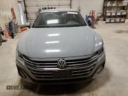 ✅ 2023 Volkswagen Arteon SEL R-Line • VIN: WVWSR7AN6PE014435 • Lot: 66212324. Listed on Copart with 28,901 mi. Free auction sales archive from the USA and detailed vehicle history report at DreamBid. Image 5.