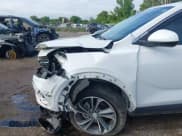 ✅ 2022 Buick Encore GX Select • VIN: KL4MMDSL7NB020997 • Lot: 42660010. Wystawiony na IAAI z przebiegiem 26 613 mil. Bezpłatny archiwum sprzedaży aukcyjnych z USA i szczegółowy raport historii pojazdu na DreamBid. Zdjęcie 6.