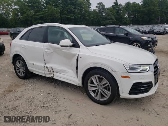 ✅ 2018 Audi Q3 Premium • VIN: WA1ECCFSXJR026670 • Lot: 68262515. Wystawiony na Copart z przebiegiem 61 352 mil. Bezpłatny archiwum sprzedaży aukcyjnych z USA i szczegółowy raport historii pojazdu na DreamBid. Zdjęcie 4.