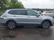 ✅ 2024 Volkswagen Tiguan S • VIN: 3VVFB7AX7RM174586 • Лот: 43305684. Опубликован ранее на IAAI с пробегом 9 489 миль. Бесплатный доступ к архиву аукционных продаж из США и подробный отчёт об истории автомобиля на DreamBid. Изображение 13.