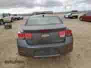 2015 Chevrolet Malibu LT z VIN 1G11C5SL7FF196114, wystawiony jako Copart lot #81323255 z przebiegiem 131 536 mil mil oraz Szkoda całkowita • Salvage title. Historia ofert i sprzedaży dostępna na DreamBid. Obrazek 6.