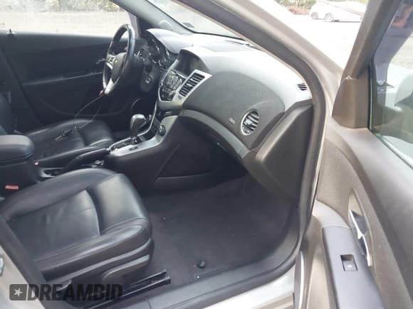 ✅ 2011 Chevrolet Cruze LTZ • VIN: 1G1PH5S94B7194213 • Лот: 43387084. Опубликован ранее на IAAI с пробегом 142 321 миль. Бесплатный доступ к архиву аукционных продаж из США и подробный отчёт об истории автомобиля на DreamBid. Изображение 5.