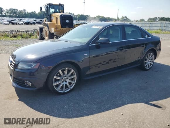 ✅ 2012 Audi A4 Premium Plus • VIN: WAUHFAFL2CA072869 • Лот: 61936445. Опубликован ранее на Copart с пробегом 109 112 миль. Бесплатный доступ к архиву аукционных продаж из США и подробный отчёт об истории автомобиля на DreamBid. Изображение 1.