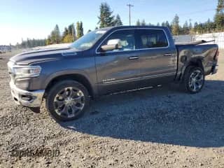 2019 Ram 1500 Limited z VIN 1C6SRFHT6KN559100, wystawiony jako Copart lot #86600975 z przebiegiem 81 188 mil mil oraz Szkoda całkowita • Salvage title. Historia ofert i sprzedaży dostępna na DreamBid. Obrazek 1.