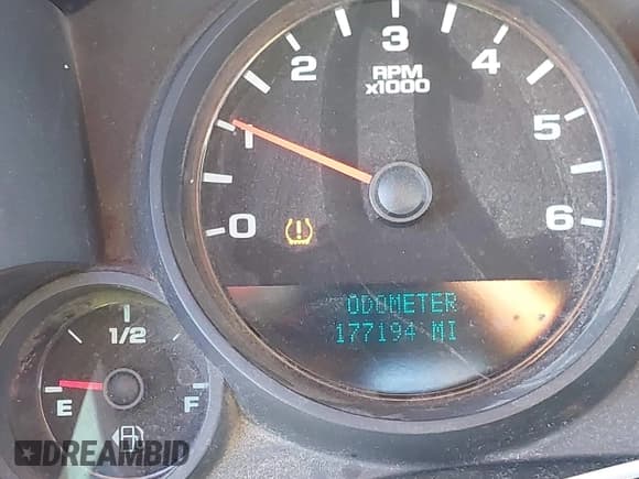 ✅ 2011 Chevrolet Silverado 1500 Work Truck • VIN: 1GCNCPEX1BZ307512 • Lot: 43480692. Listed on IAAI with 177,194 mi. Free auction sales archive from the USA and detailed vehicle history report at DreamBid. Image 15.