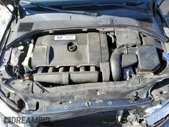 ✅ 2013 Volvo S80 3.2L • VIN: YV1952AS8D1168015 • Lot: 45402565. Listed on Copart with 136,293 mi. Free auction sales archive from the USA and detailed vehicle history report at DreamBid. Image 11.