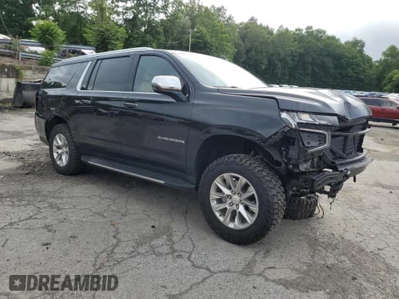 ✅ 2023 Chevrolet Suburban Premier • VIN: 1GNSKFKL0PR311146 • Lot: 60216154. Wystawiony na Copart z przebiegiem Nie podano. Bezpłatny archiwum sprzedaży aukcyjnych z USA i szczegółowy raport historii pojazdu na DreamBid. Zdjęcie 4.