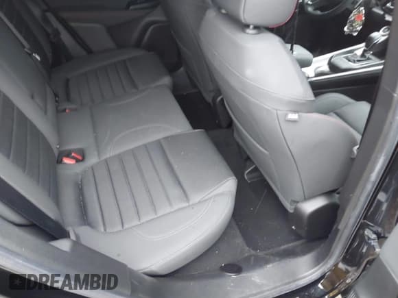 ✅ 2024 Dodge Hornet R/T • VIN: ZACPDFCWXR3A07770 • Lot: 41902494. Listed on IAAI with 8,208 mi. Free auction sales archive from the USA and detailed vehicle history report at DreamBid. Image 8.