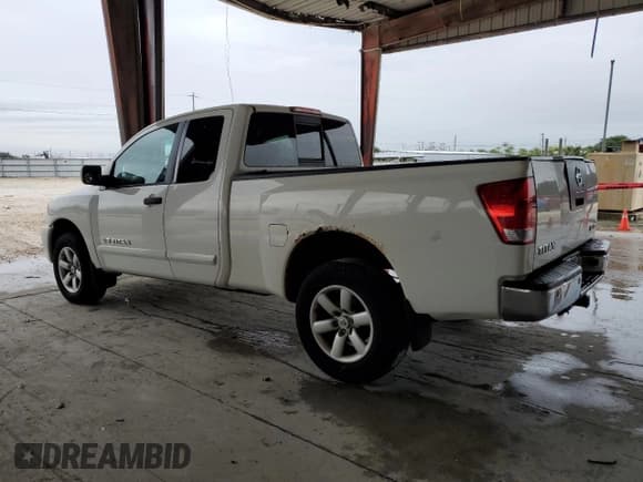 ✅ 2010 Nissan Titan SE • VIN: 1N6AA0CC8AN318599 • Lot: 88784085. Wystawiony na Copart z przebiegiem 195 487 mil. Bezpłatny archiwum sprzedaży aukcyjnych z USA i szczegółowy raport historii pojazdu na DreamBid. Zdjęcie 2.