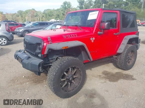 ✅ 2014 Jeep Wrangler Sport • VIN: 1C4AJWAG4EL322761 • Lot: 43222275. Wystawiony na IAAI z przebiegiem 126 980 mil. Bezpłatny archiwum sprzedaży aukcyjnych z USA i szczegółowy raport historii pojazdu na DreamBid. Zdjęcie 2.
