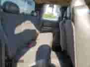 ✅ 2005 Chevrolet Silverado 1500 LS • VIN: 1GCEK19V45E151261 • Lot: 61556275. Wystawiony na Copart z przebiegiem 329 943 mil mil. Skorzystaj z bezpłatnego archiwum sprzedaży aukcyjnych z USA i zobacz szczegółowy raport historii pojazdu na DreamBid. Zdjęcie 10.