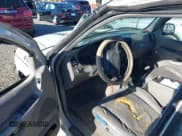 ✅ 1998 Ford Explorer XL • VIN: 1FMZU32E3WZB86901 • Lot: 41808444. Wystawiony na IAAI z przebiegiem 341 187 mil. Bezpłatny archiwum sprzedaży aukcyjnych z USA i szczegółowy raport historii pojazdu na DreamBid. Zdjęcie 5.