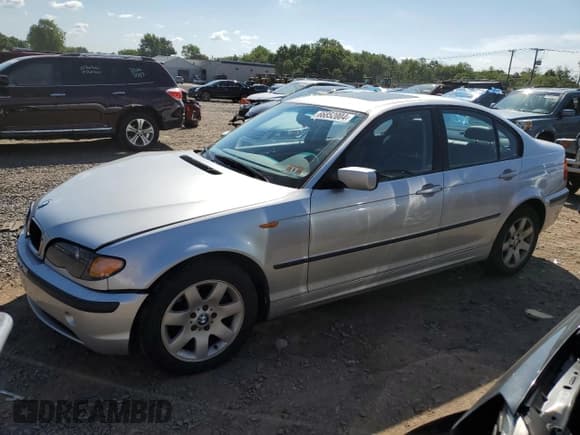 ✅ 2002 BMW 3 Series 325xi • VIN: WBAEU33472PH85587 • Лот: 66852004. Опубликован ранее на Copart с пробегом 122 386 миль. Бесплатный доступ к архиву аукционных продаж из США и подробный отчёт об истории автомобиля на DreamBid. Изображение 1.